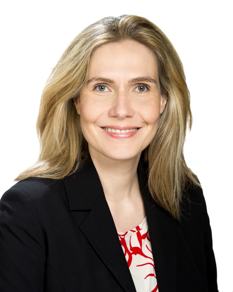 Claudia Schmidt, Senior Research Associate